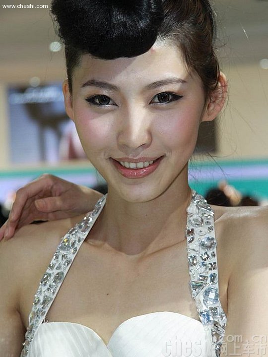 美胸模特