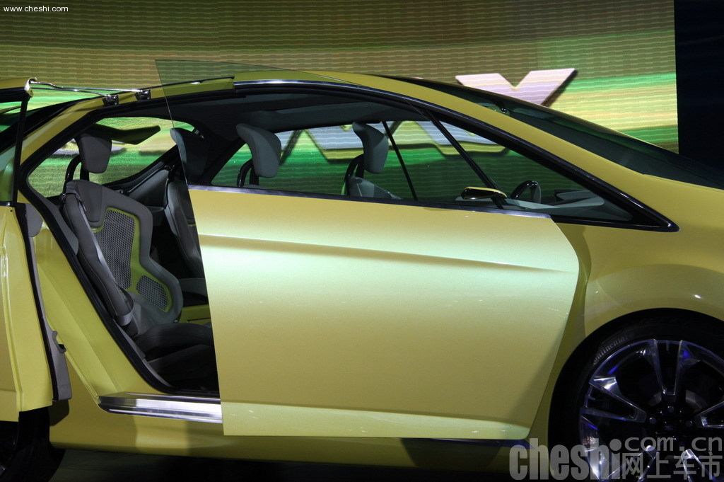 福特iosis MAX概念车