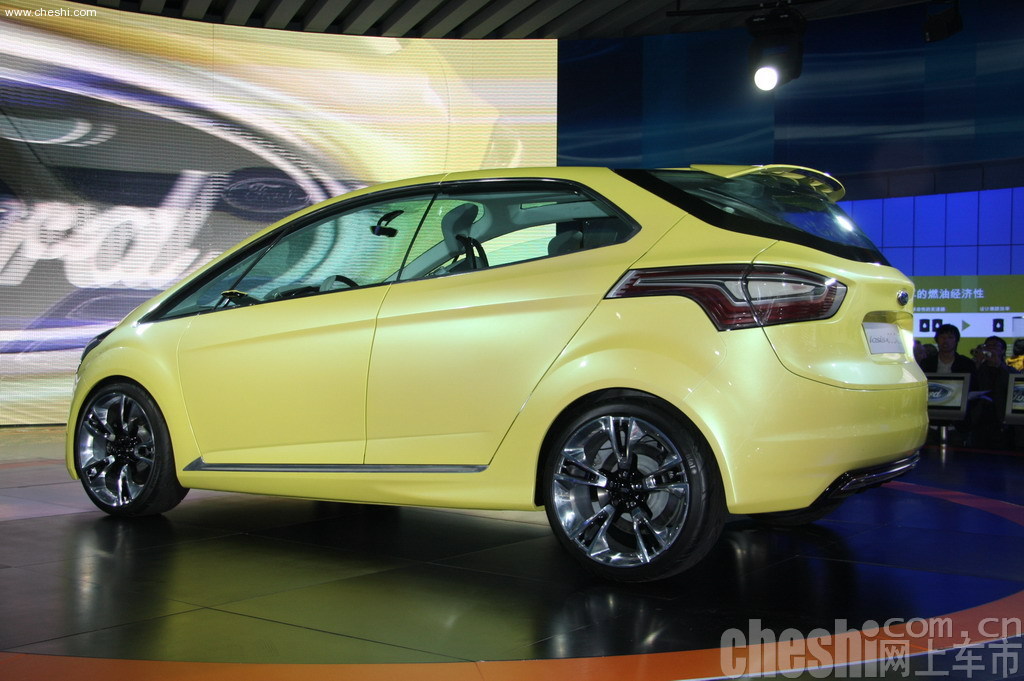 福特iosis MAX概念车