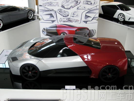 迈凯轮F1R概念车