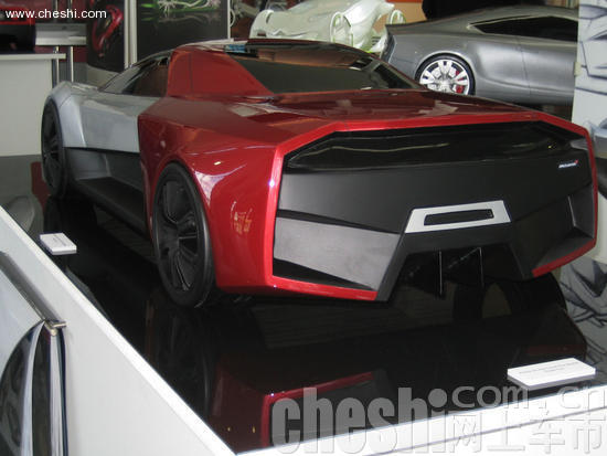 迈凯轮F1R概念车