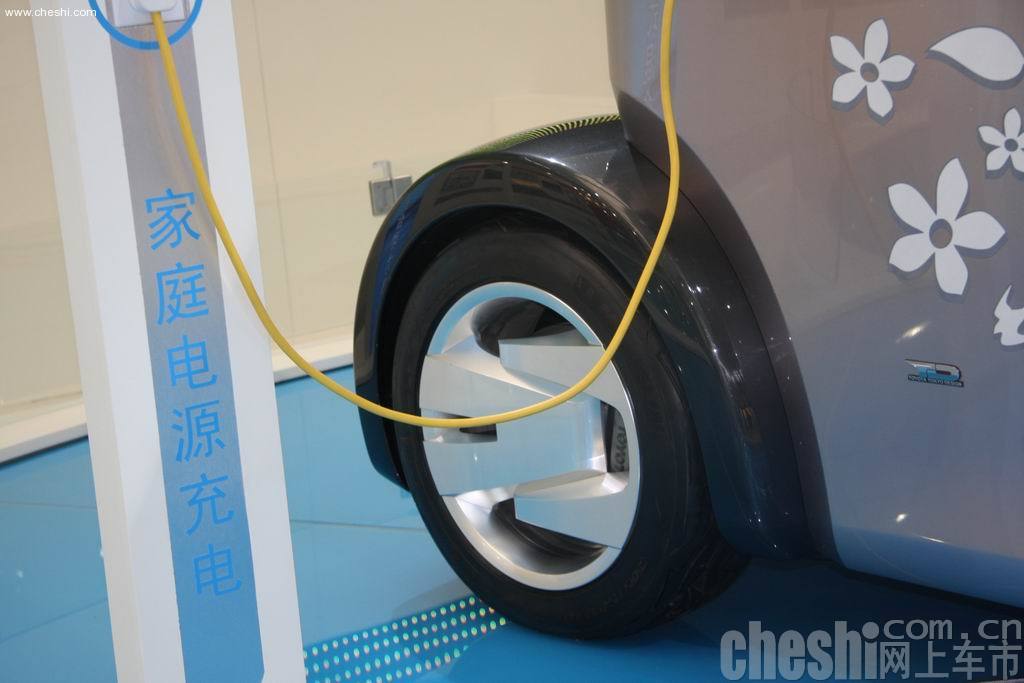 丰田HI-CT概念车