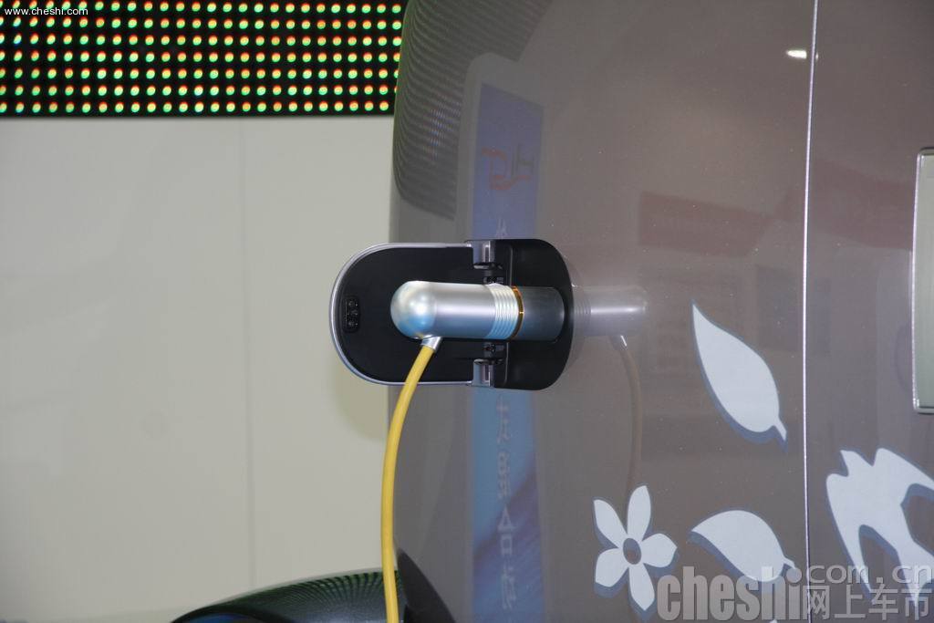 丰田HI-CT概念车