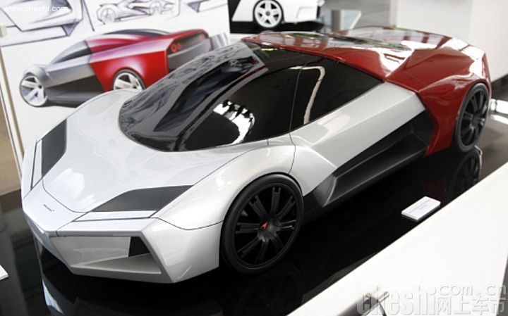 迈凯轮F1R概念车