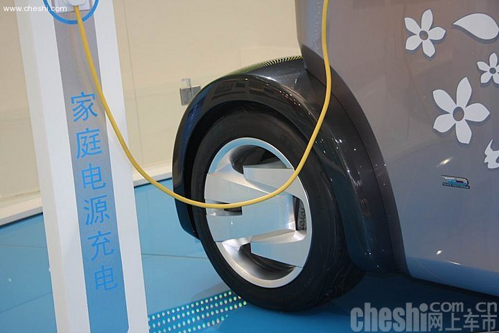 丰田HI-CT概念车