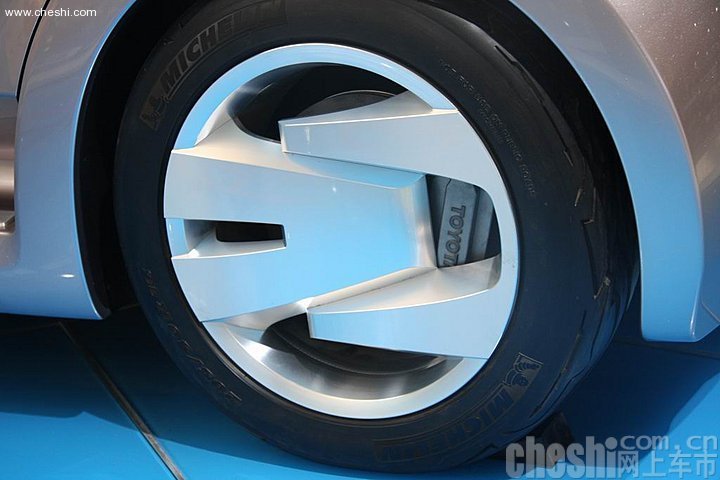 丰田HI-CT概念车