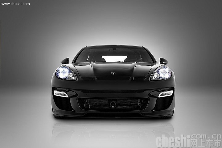 保時(shí)捷Panamera