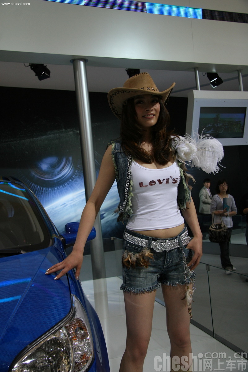 乐骋牛仔美女