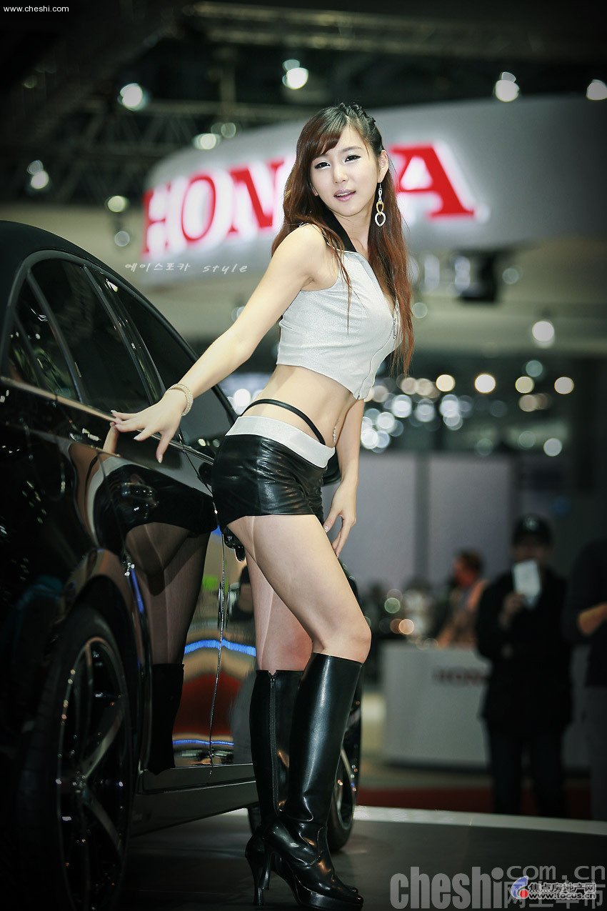 韩国淑女崔玉真性感写真