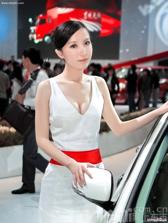 性感的车模