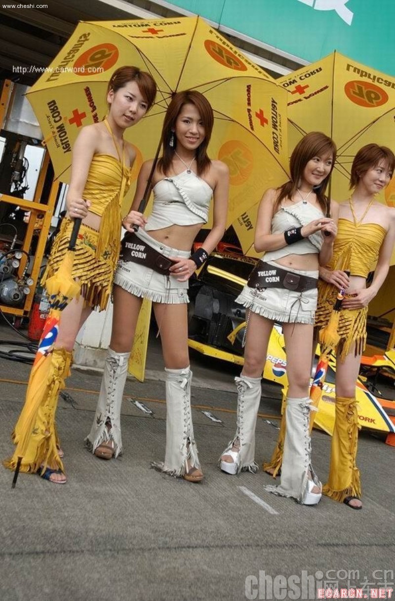 黄色美女
