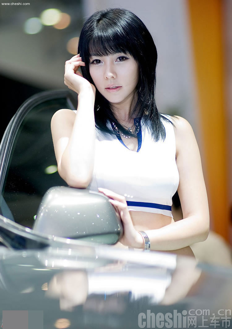 美女车模李智友