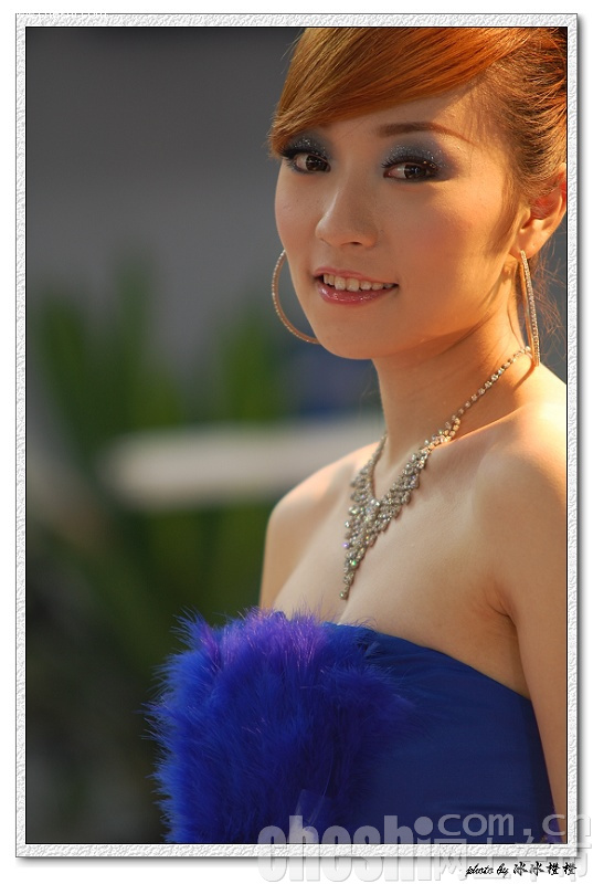 2009南宁东盟车展的美女车模们