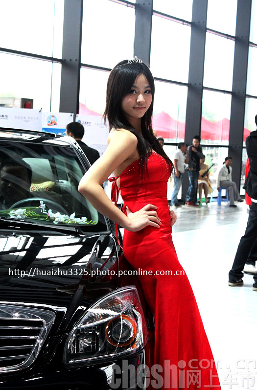 2009南宁东盟车展的美女车模们