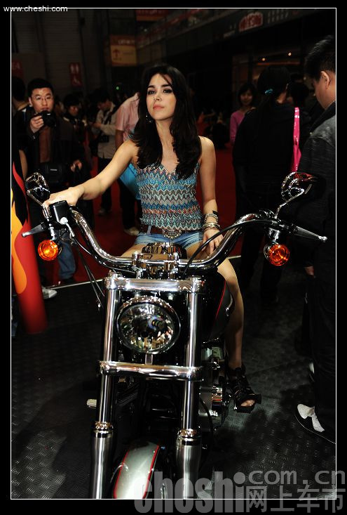 2009上海国际车展美丽车模系列