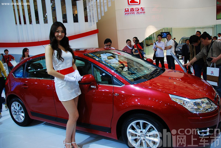 Auto Shanghai 2009 -车模全身