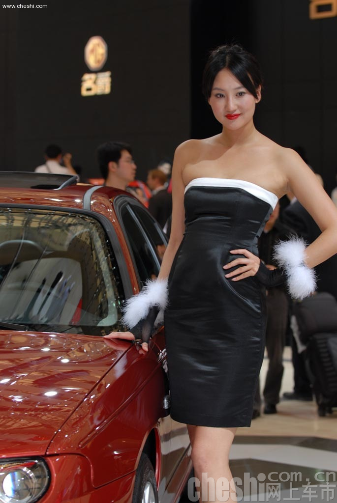 09上海车展媒体日车模大全