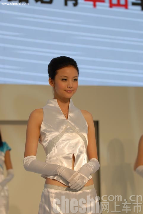 09上海车展媒体日车模大全