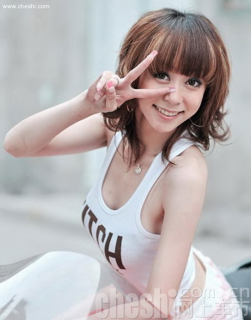 机车美女