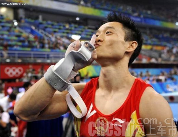 奥运冠军杨威亲临E1馆