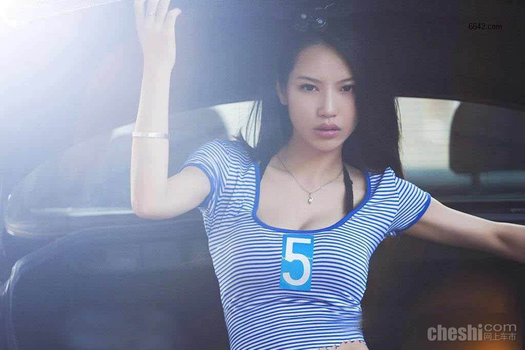 绝色车模