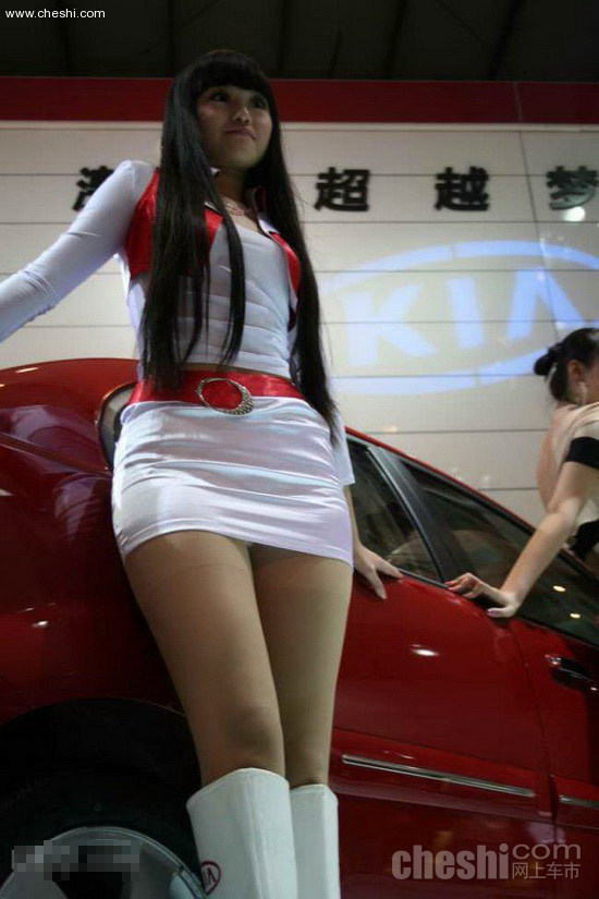 车模走光