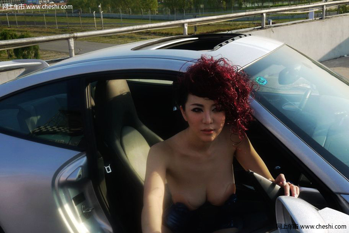 性感美女火辣诱惑