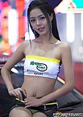韩国超性感车模