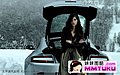 阿斯顿马丁V8与雪地美女