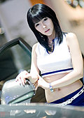 美女车模李智友