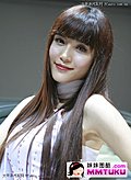 长发美女楚楚动人