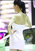 09上海车展最美香肩车模