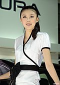 2009广州车展车模瞬间表情