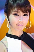 韩国当红香车靓模Kang Yui