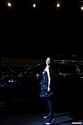 香车靓模朗琪儿奥迪Q7写真