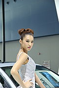 重磅炸弹：强势推出2009广州车展车模美女集中营