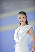 强势推出2009广州车展车模美女集中营