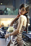 强势推出2009广州车展车模美女集中营