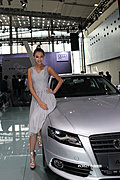 强势推出2009广州车展车模美女集中营