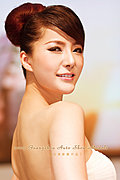 强势推出2009广州车展车模美女集中营