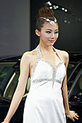 强势推出2009广州车展车模美女集中营