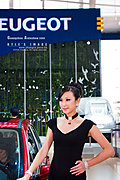 强势推出2009广州车展车模美女集中营