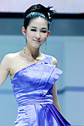 强势推出2009广州车展车模美女集中营