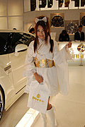 2009东京改装车展上的美女车模