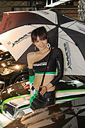 2009东京改装车展上的美女车模