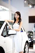 2008 北京車展上漂亮的車模真不少