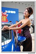 2009南宁东盟车展的美女车模们
