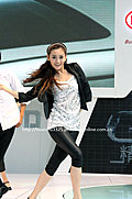 2009南宁东盟车展的美女车模们