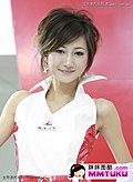 俏丽车模青春无敌