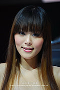 風韻十足的2009美女车模